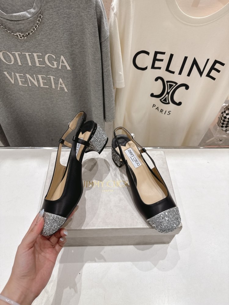 Босоножки фото 4