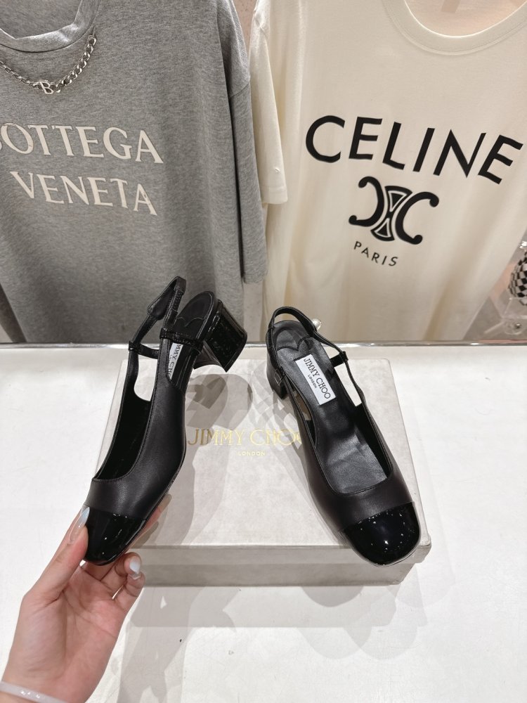 Босоножки фото 4