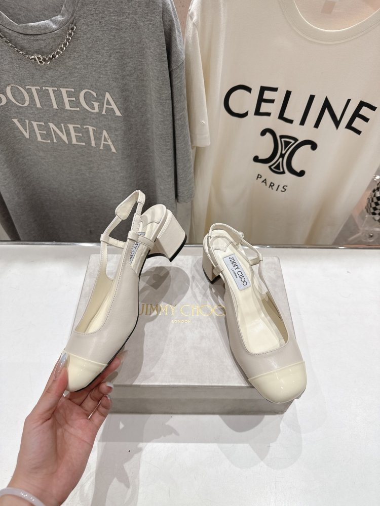 Босоножки фото 4