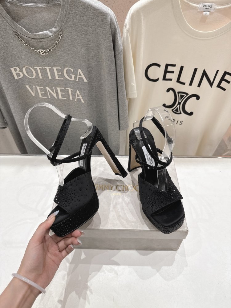 Босоножки фото 4