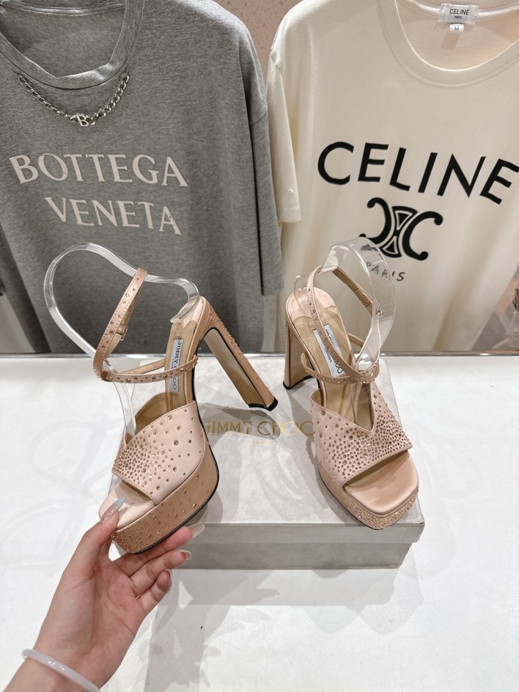 Босоножки фото 4