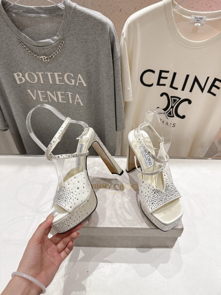 Босоножки фото 4