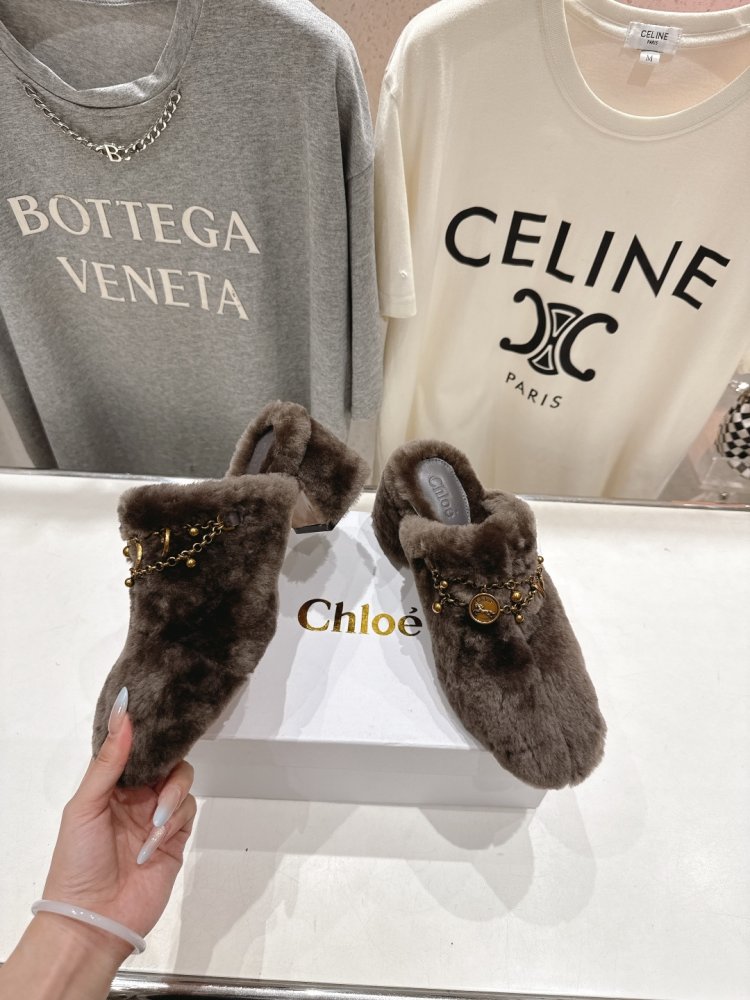 Босоножки фото 4