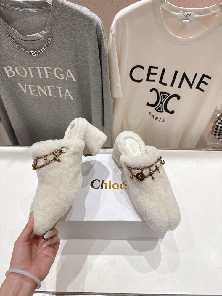 Босоножки фото 4