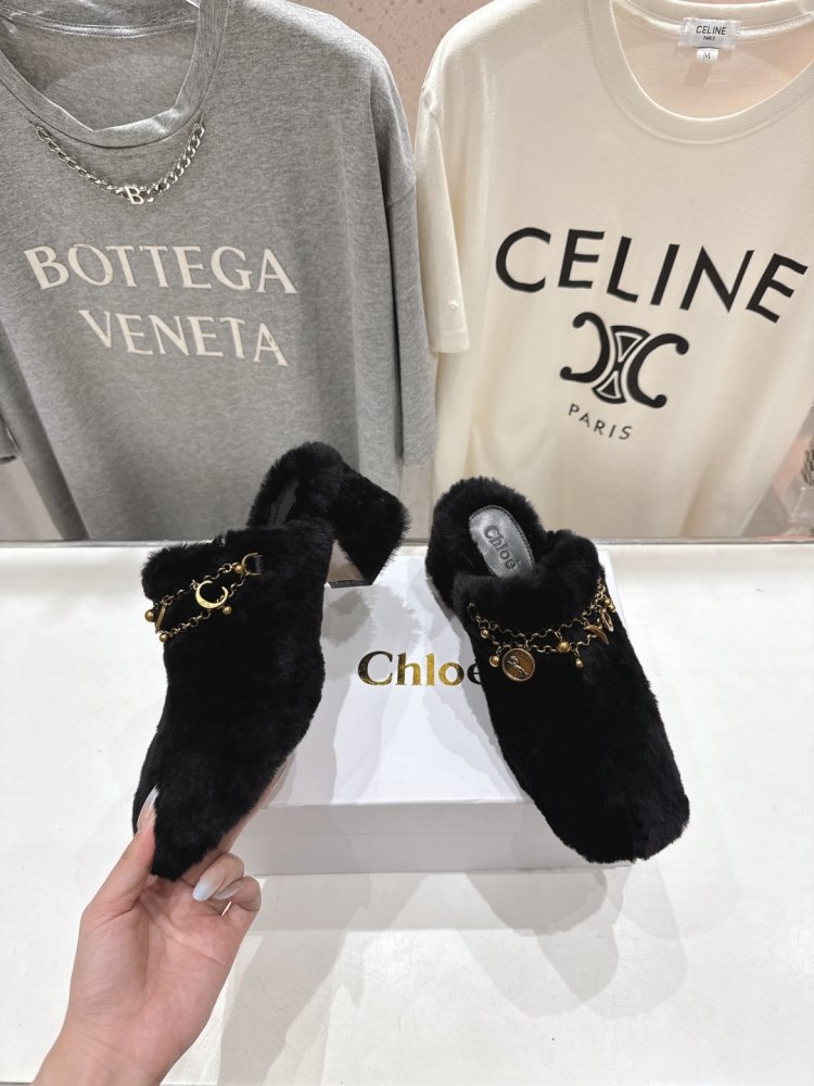 Босоножки фото 4