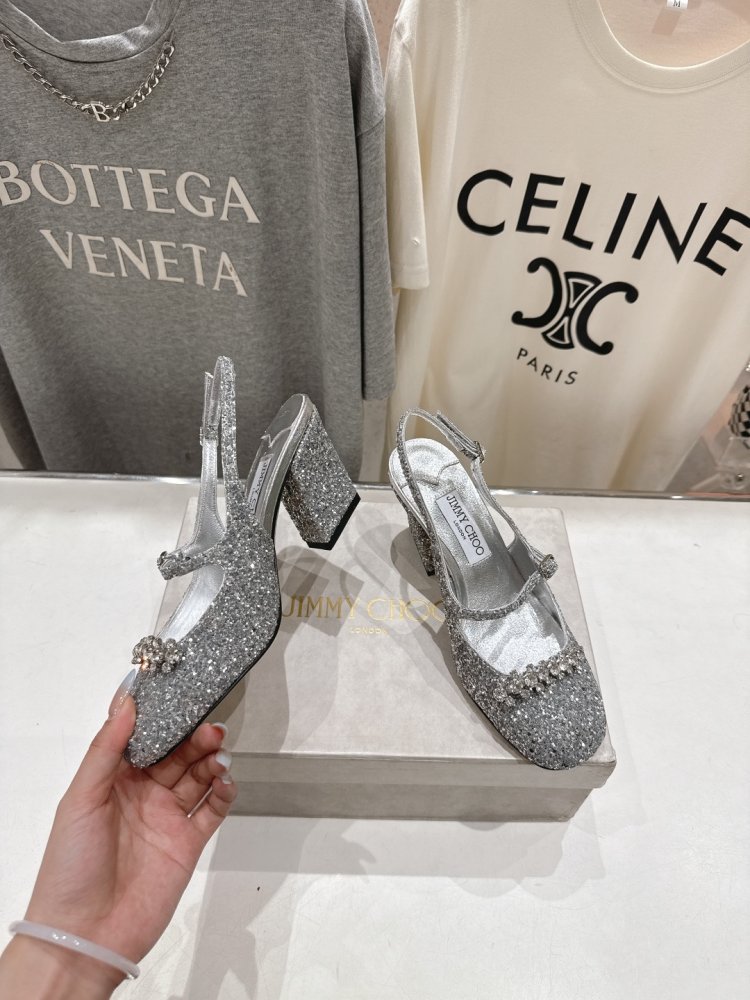 Босоножки фото 4