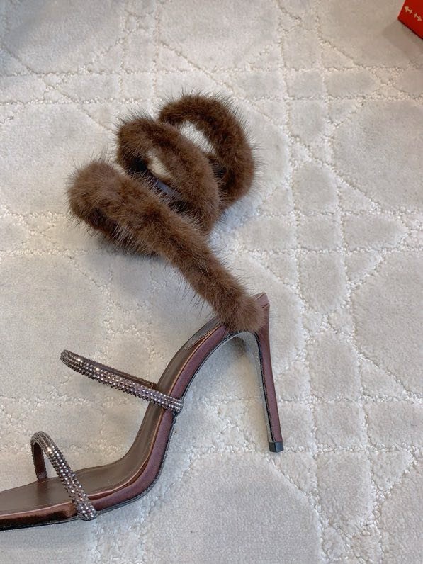 Босоножки фото 4