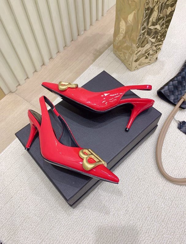 Босоніжки фото 4