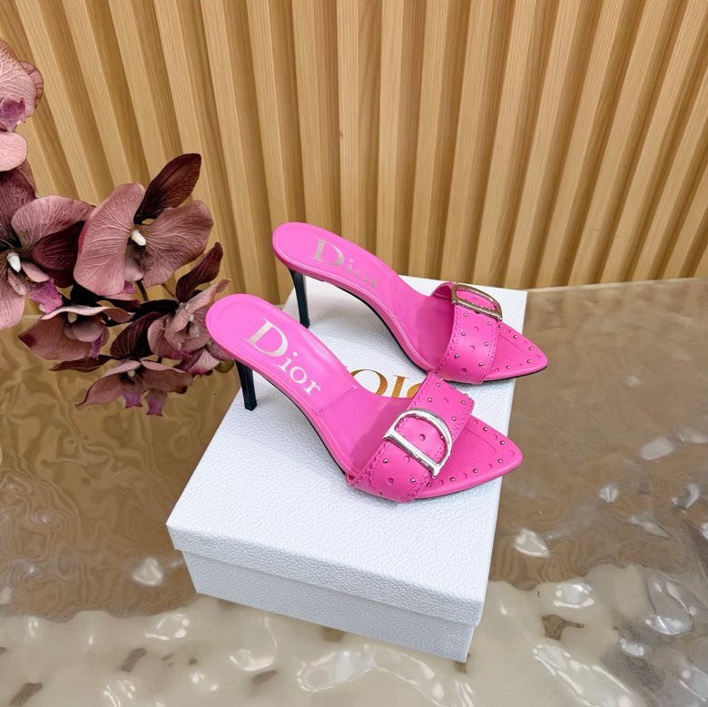 Босоножки фото 4