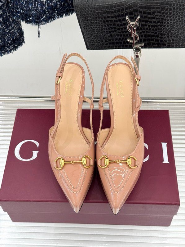 Босоніжки фото 4