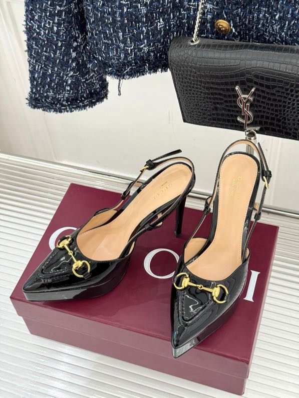 Босоніжки фото 4