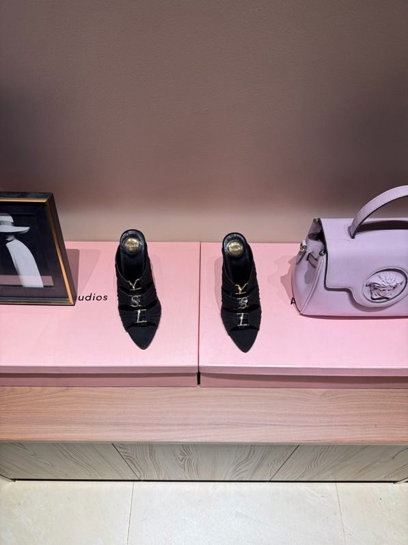 Босоножки фото 4