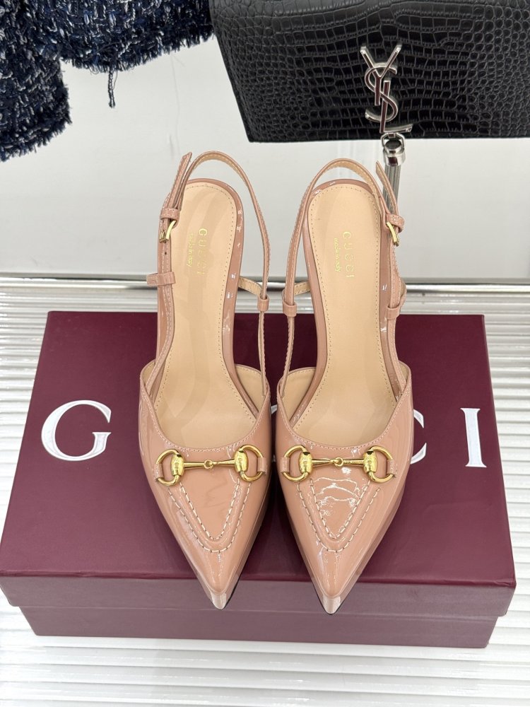 Босоножки фото 4