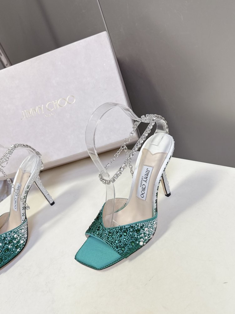 Босоножки фото 4