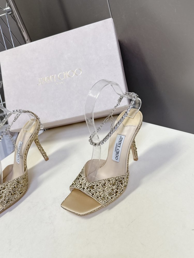 Босоножки фото 4