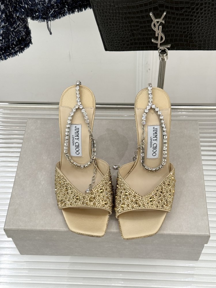 Босоножки фото 4