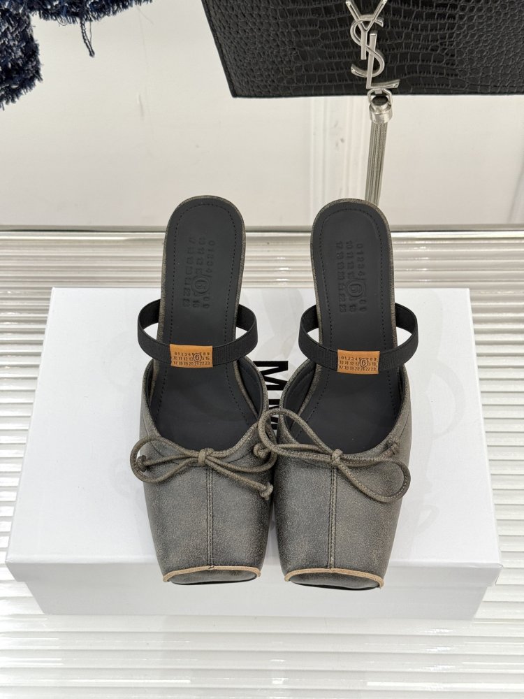 Босоножки фото 4