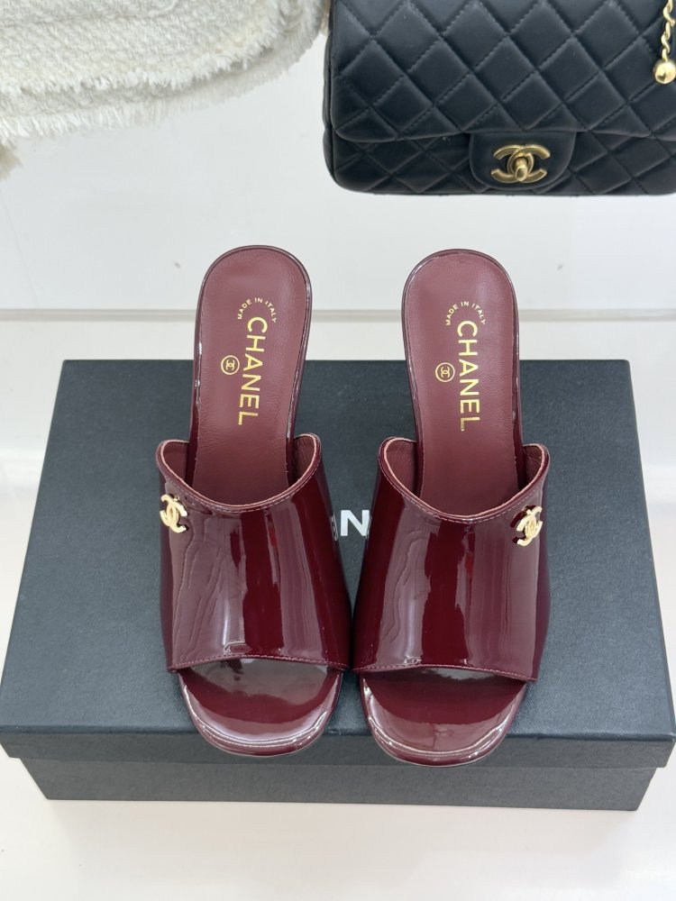 Босоніжки фото 4