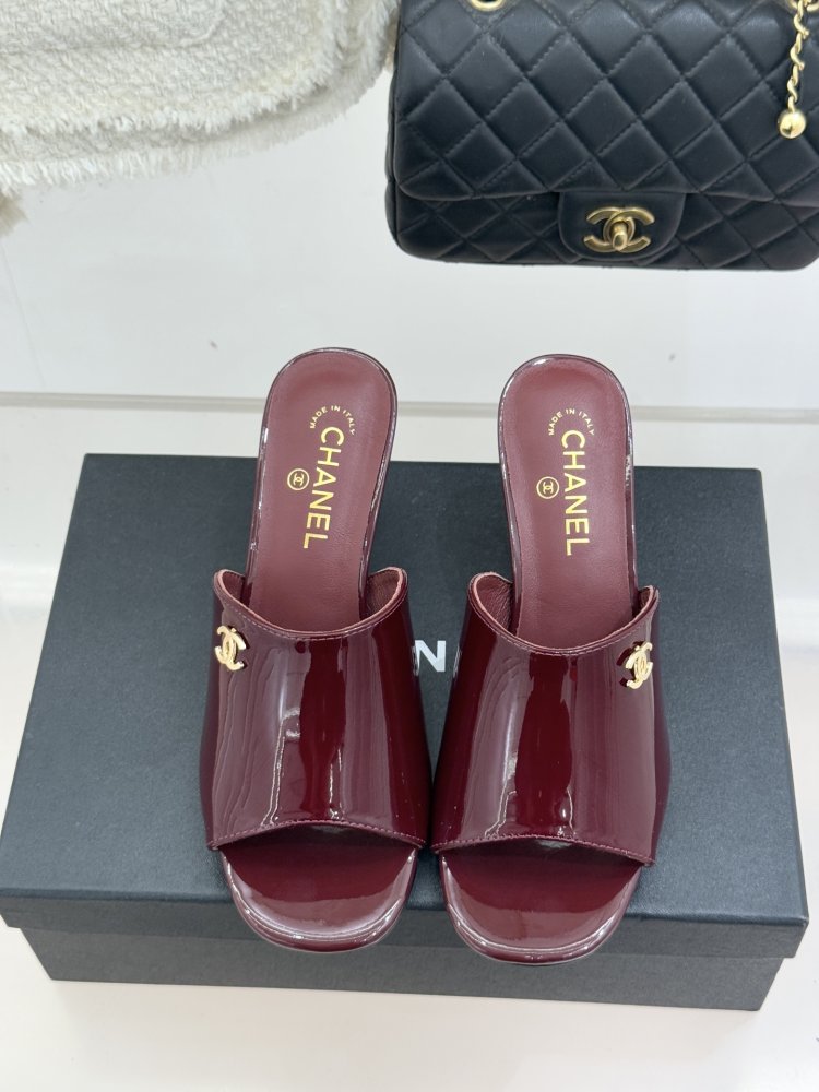 Босоніжки фото 4