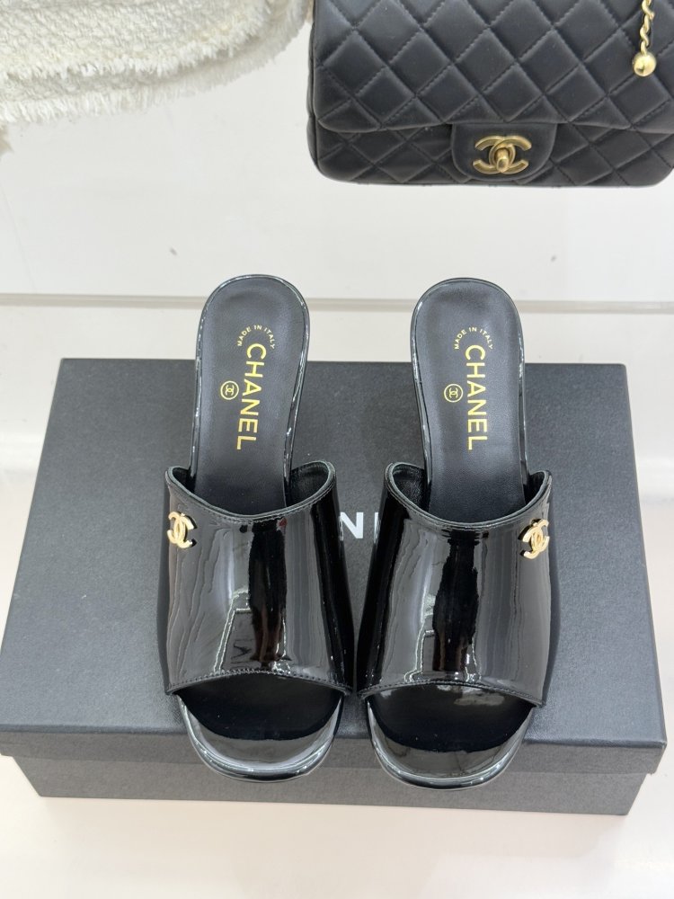 Босоніжки фото 4