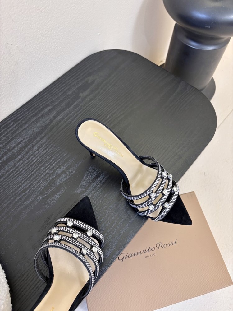 Босоножки фото 4