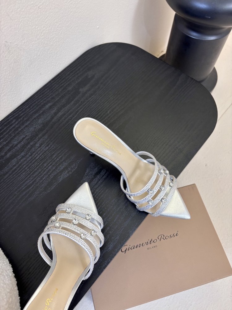 Босоножки фото 4