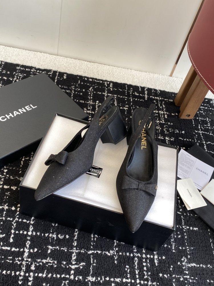 Босоножки фото 5