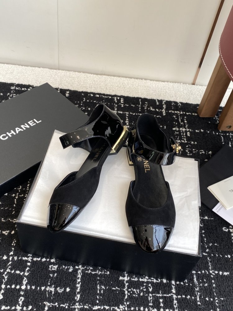 Босоніжки фото 5