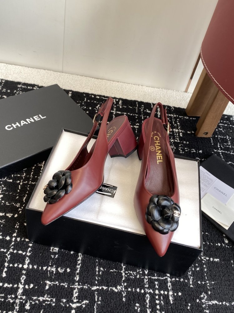 Босоніжки фото 5