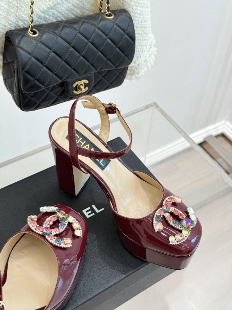 Босоніжки фото 5