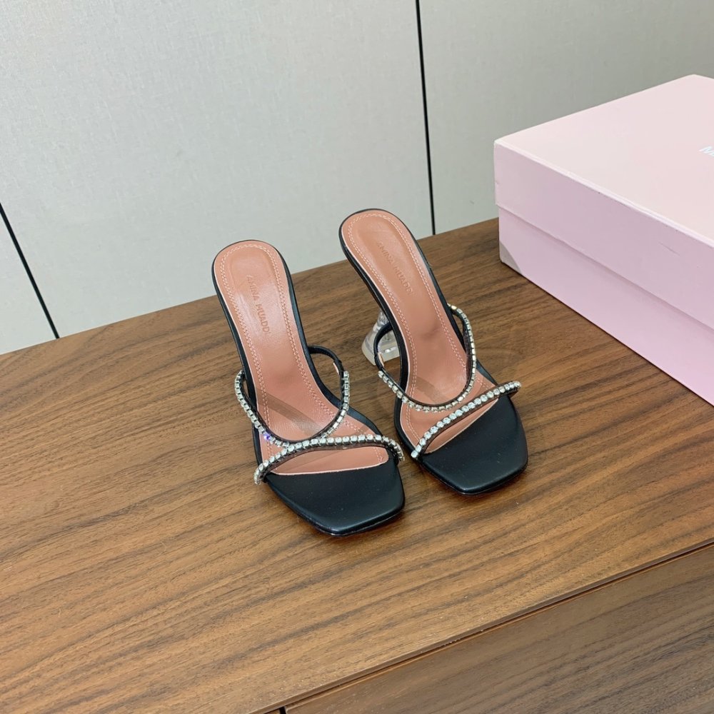 Босоножки фото 5