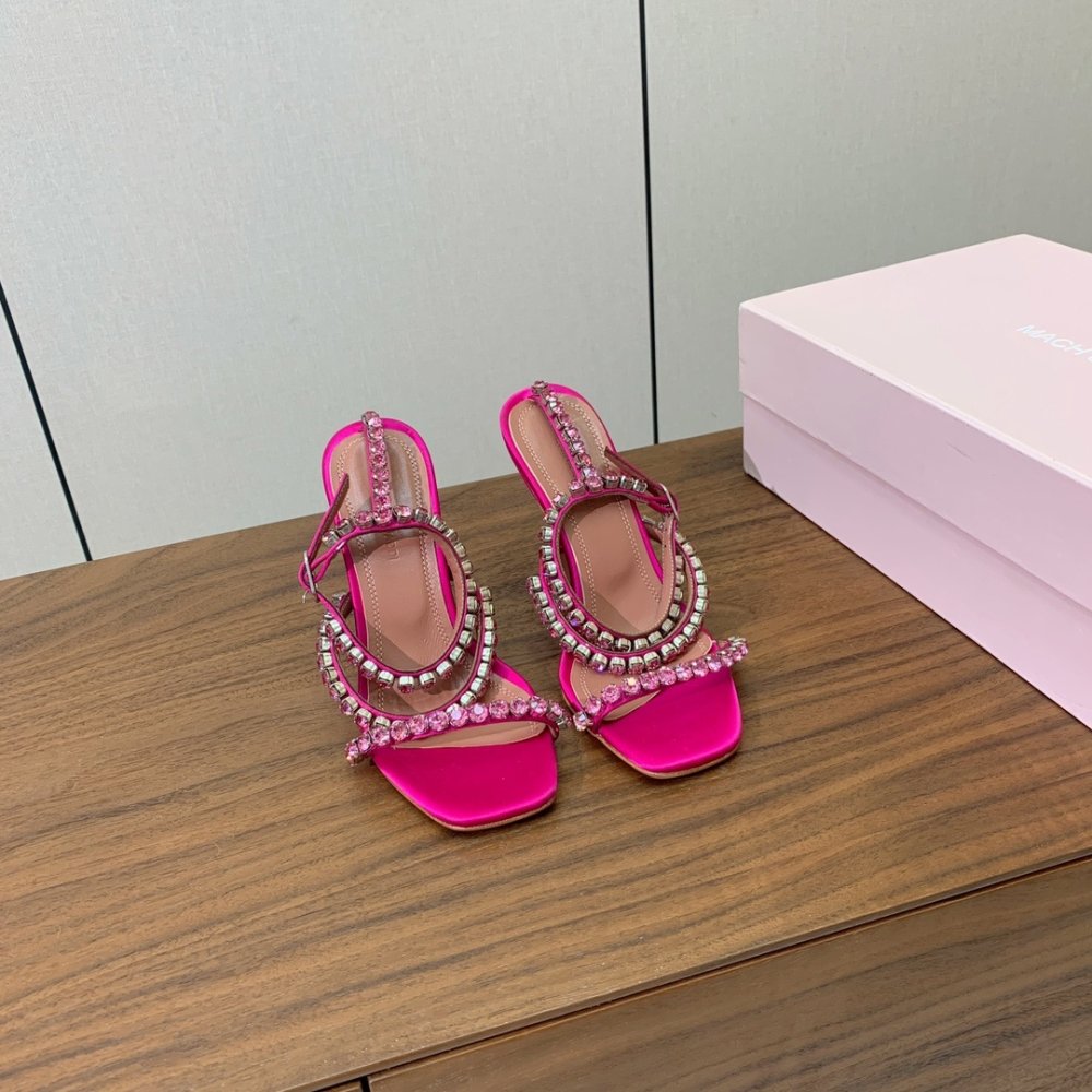 Босоножки фото 5