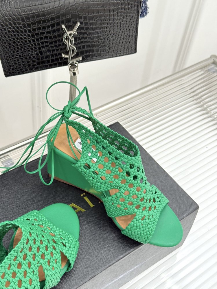 Босоніжки фото 5