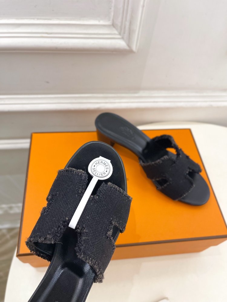 Босоножки фото 5