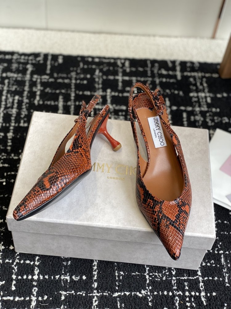 Босоножки фото 5