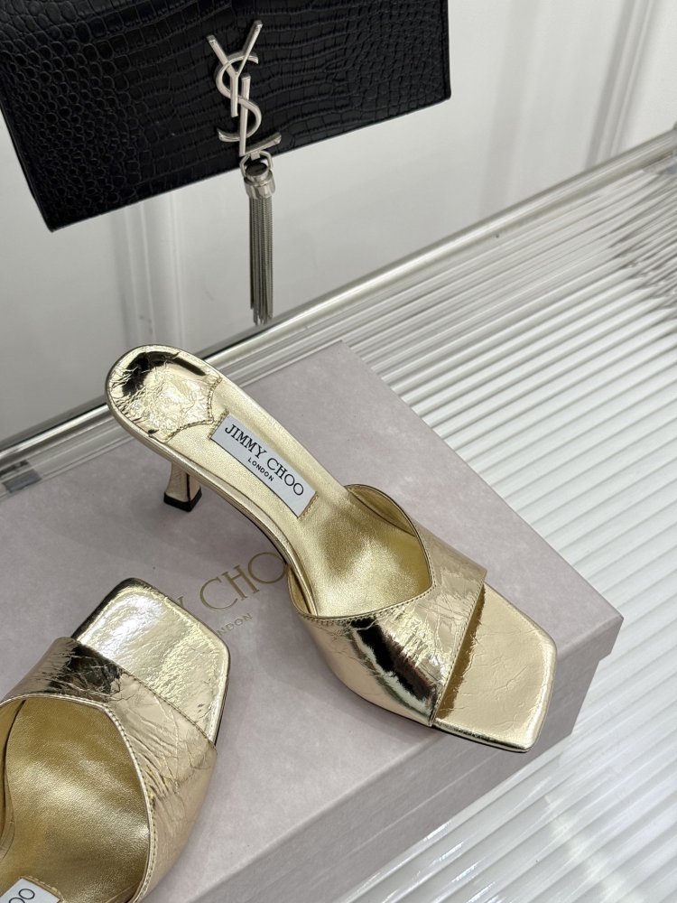 Босоножки фото 5