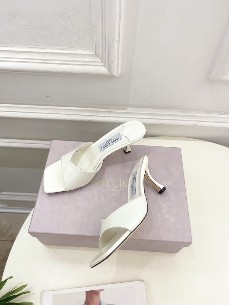 Босоножки фото 5