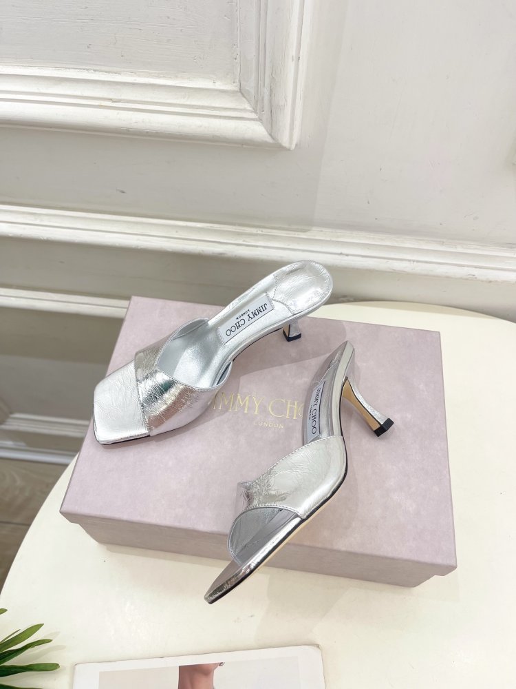 Босоножки фото 5