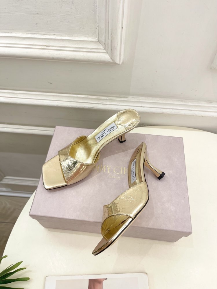 Босоножки фото 5