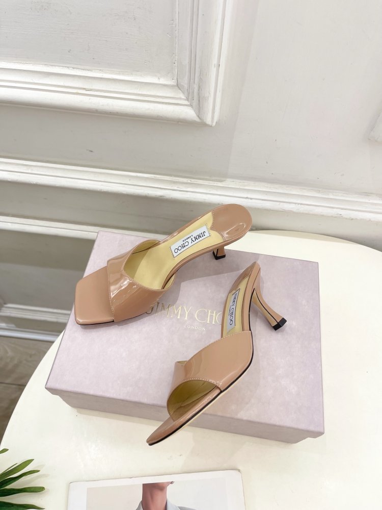 Босоножки фото 5