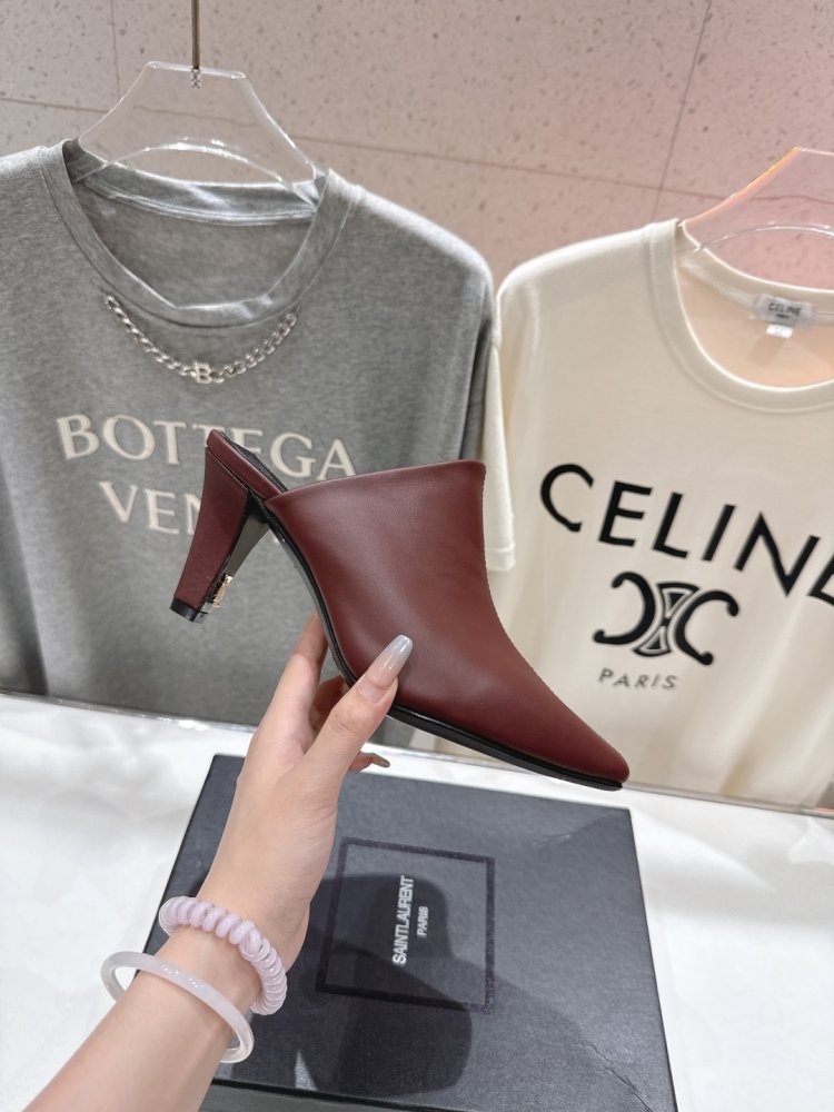 Босоножки фото 5