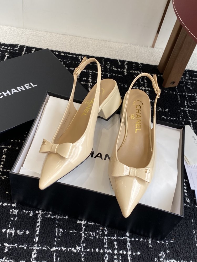 Босоніжки фото 5