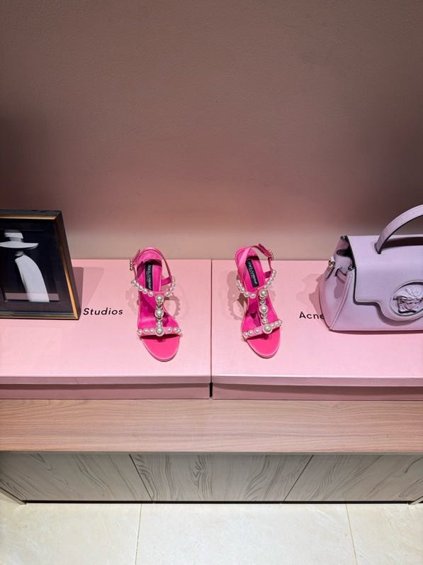 Босоніжки фото 5