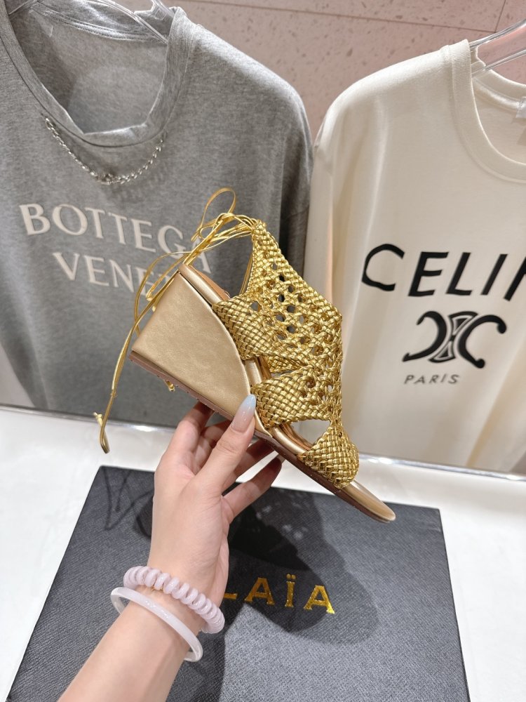 Босоніжки фото 5