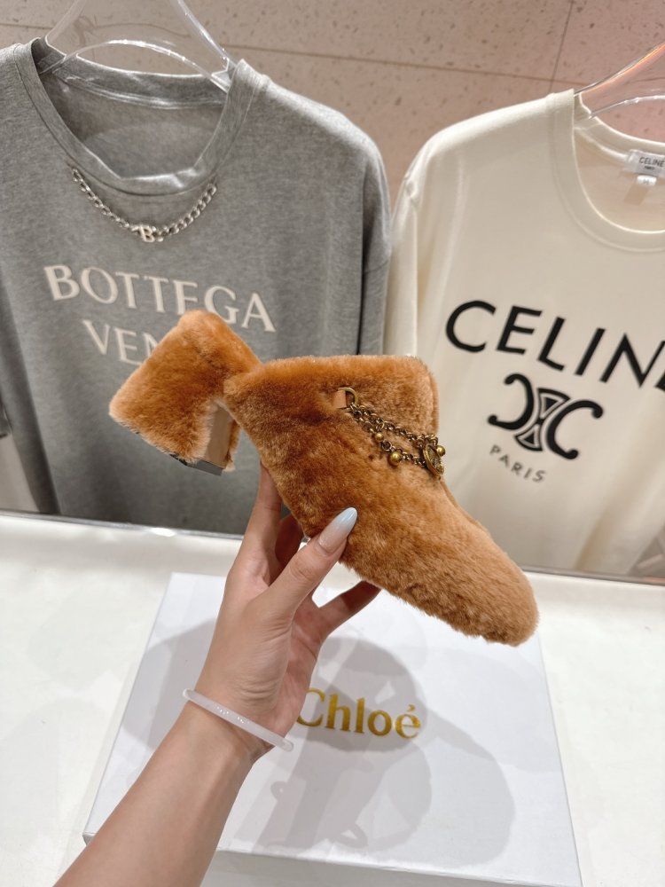 Босоножки фото 5