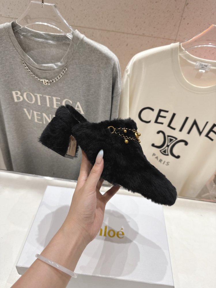 Босоножки фото 5