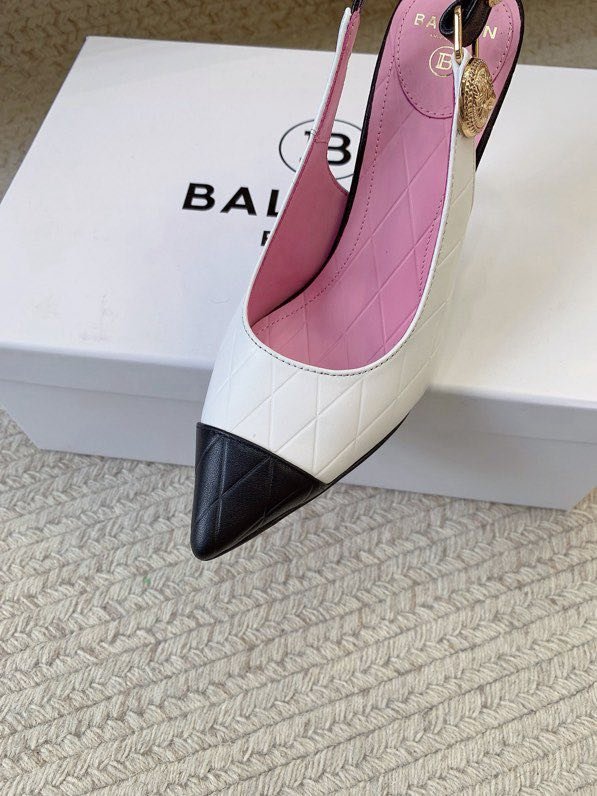 Босоножки фото 5