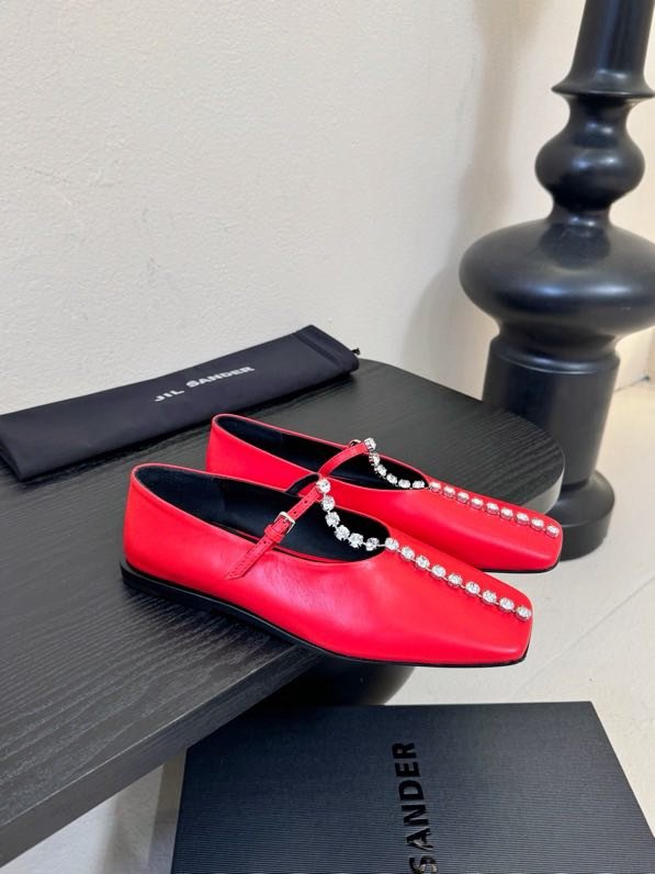 Босоножки фото 5