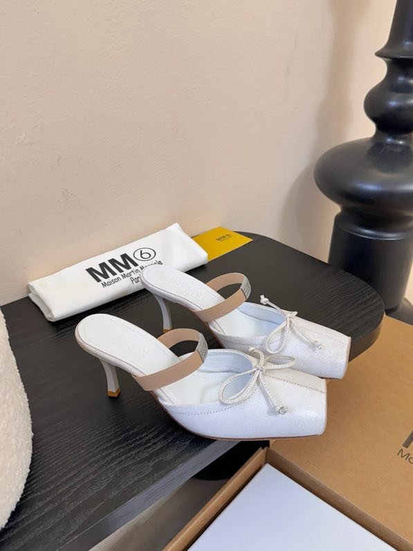 Босоножки фото 5