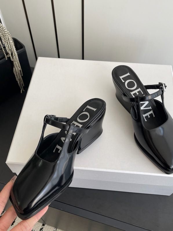 Босоножки фото 5